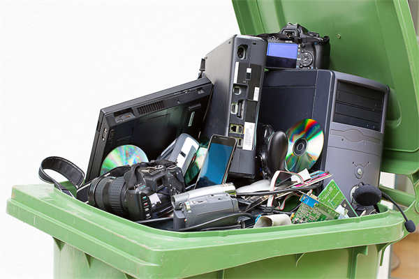 How to Dispose of Commercial Waste: A Step-by-Step Guide